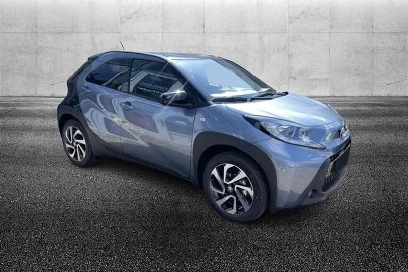 Blu/azzurro Nuova 2025 Toyota Aygo X Trend SUV | 18.200 € (Buon prezzo) - Immagine 1/4