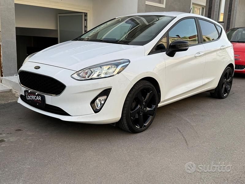 Usata Ford Fiesta Active 86 CV (63 kW) 2020 Bianco Berlina