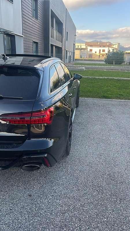 Usata Audi RS6 Performance 630 CV (463 kW) 2024 Nero Station wagon