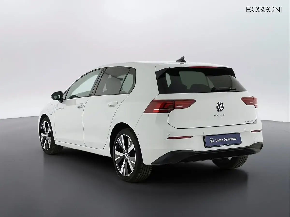 Usata VW Golf VIII Edition 204 CV (150 kW) 2025 Bianco Berlina