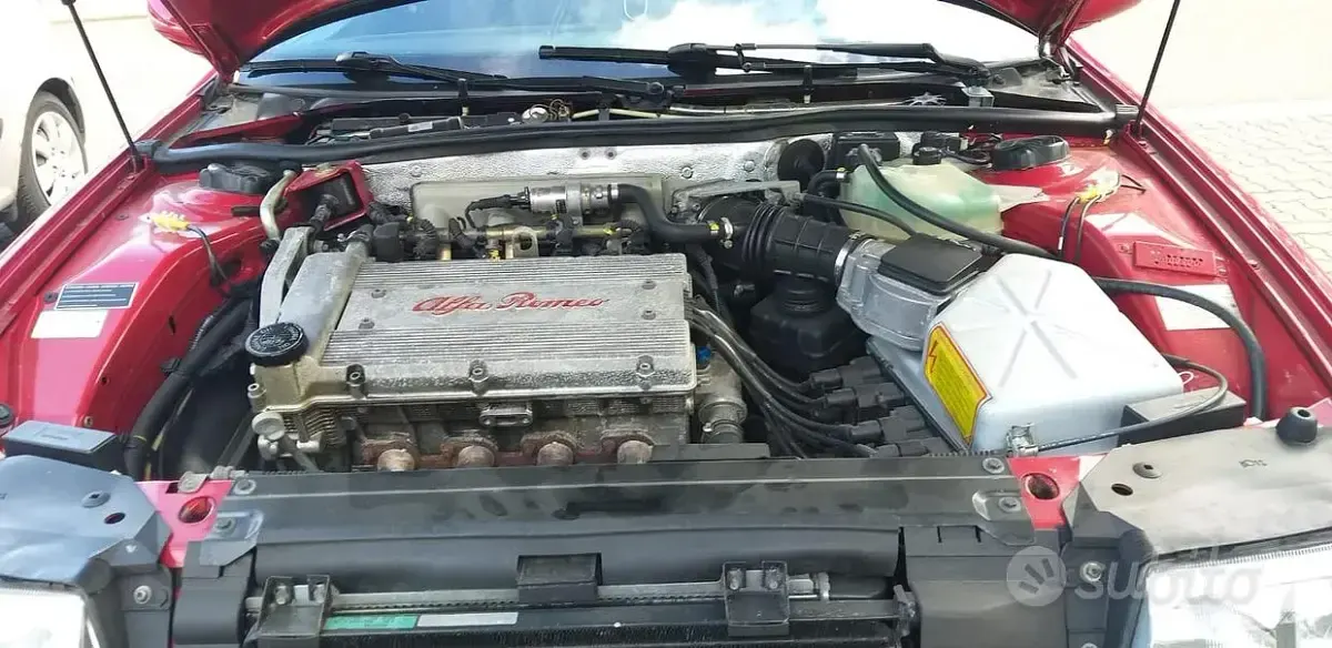 Usata Alfa Romeo 164 144 CV (105 kW) 1997 Rosso Berlina