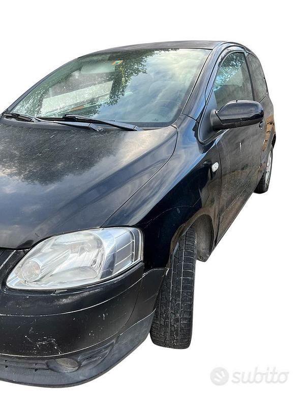 Usata VW Fox Sportline 78 CV (57 kW) 2006 Nero Utilitaria