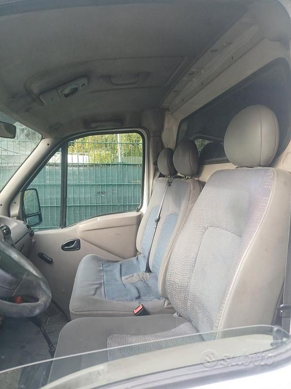 Usata Opel Movano 90 CV (66 kW) 2002 Bianco Furgone