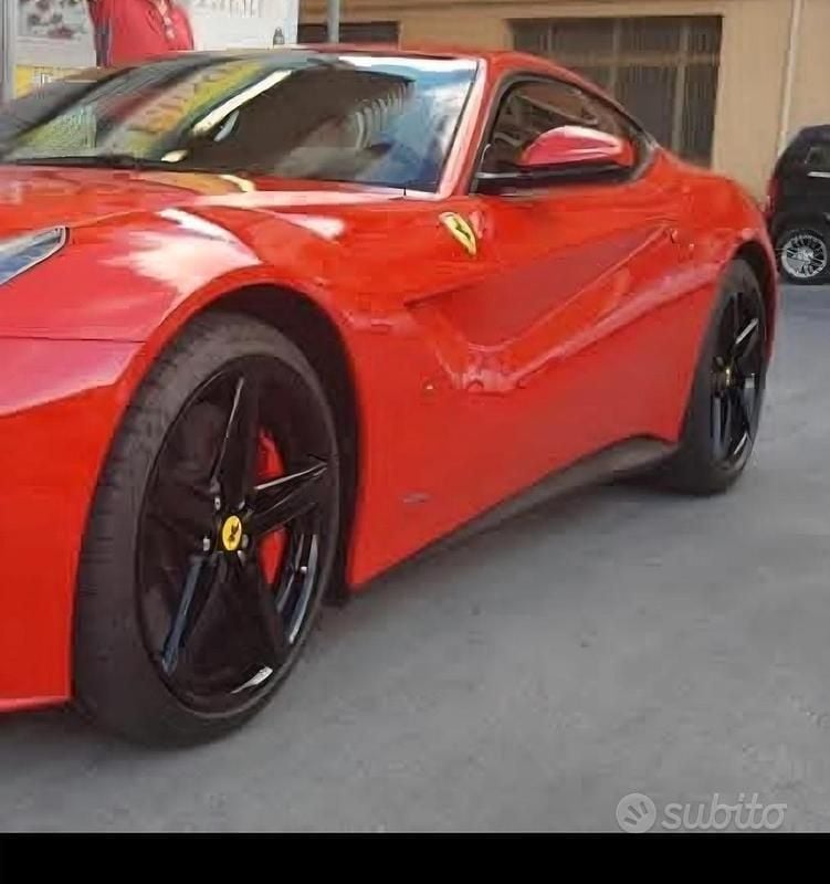 Usata Ferrari F12 2013 Rosso Coupé