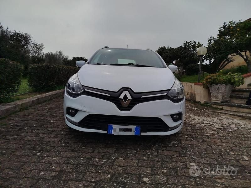 Usata Renault Clio GrandTour Zen 75 CV (55 kW) 2019 Bianco Station wagon