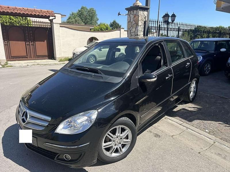 Usata Mercedes B180 109 CV (80 kW) 2006 Nero Monovolume