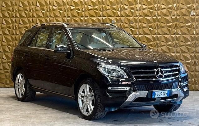 Usata Mercedes ML250 Premium 203 CV (149 kW) 2014 Nero SUV