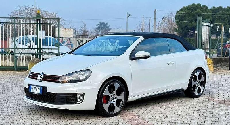 Usata VW Golf Cabriolet GTI 211 CV (155 kW) 2014 Perla white Cabrio