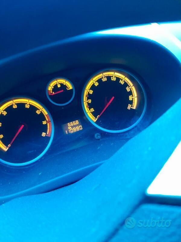 Usata Opel Corsa 2007 Berlina