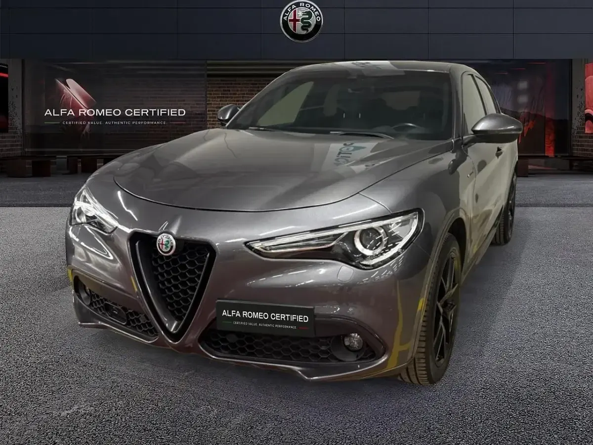 Usata Alfa Romeo Stelvio Veloce 209 CV (153 kW) 2021 SUV