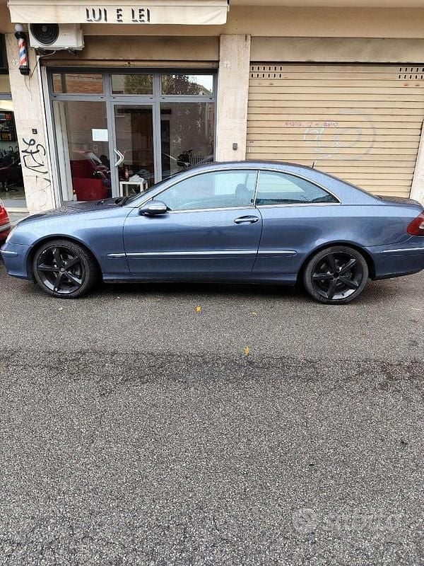 Usata Mercedes CLK270 170 CV (125 kW) 2005 Coupé