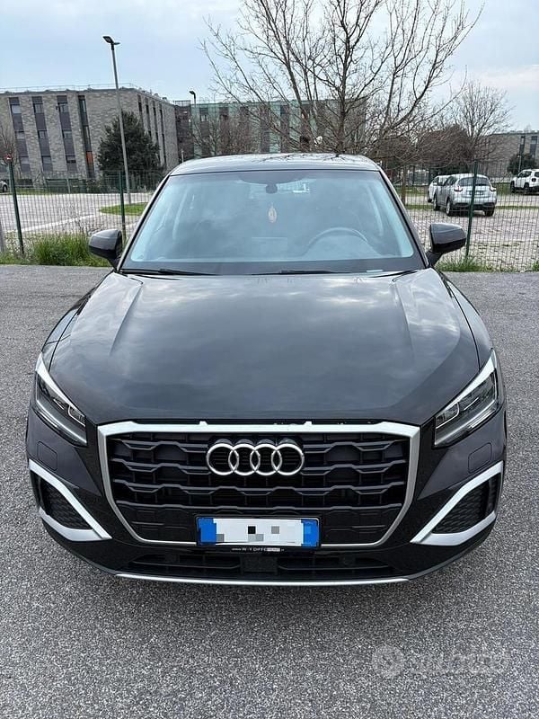 Usata Audi Q2 Admired 116 CV (85 kW) 2022 Nero SUV