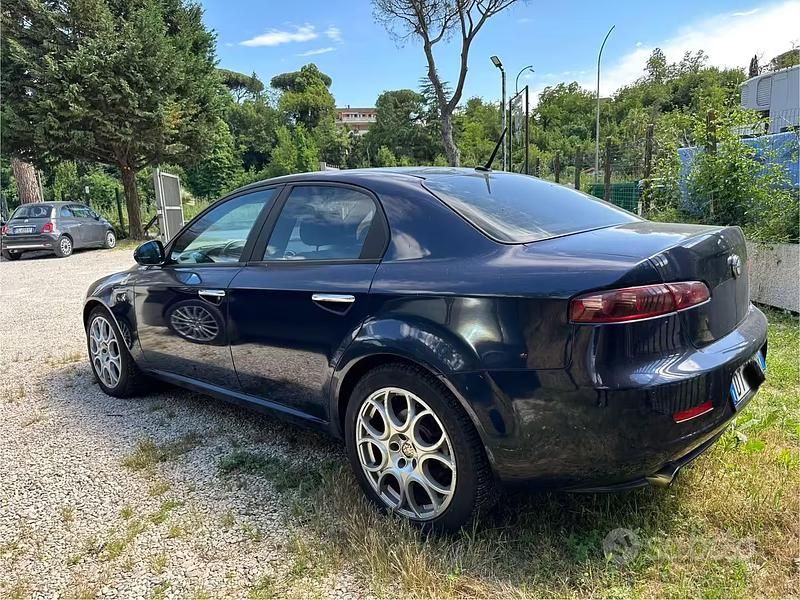 Usata Alfa Romeo 159 260 CV (191 kW) 2009 Blu Berlina