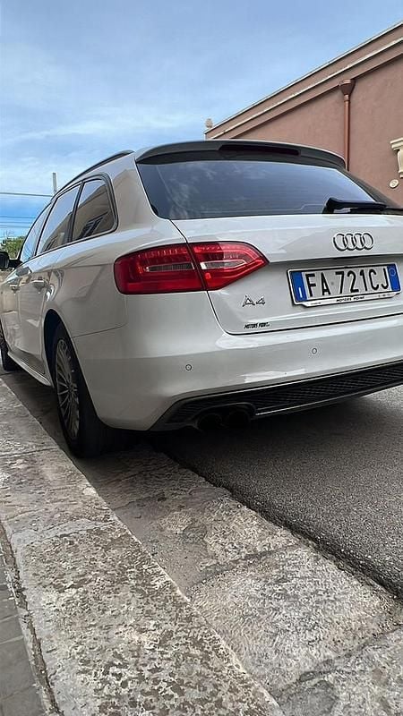Usata Audi A4 S-Line 190 CV (139 kW) 2015 Bianco Station wagon