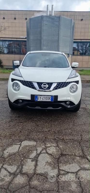 Usata Nissan Juke Acenta 110 CV (80 kW) 2015 Bianco SUV