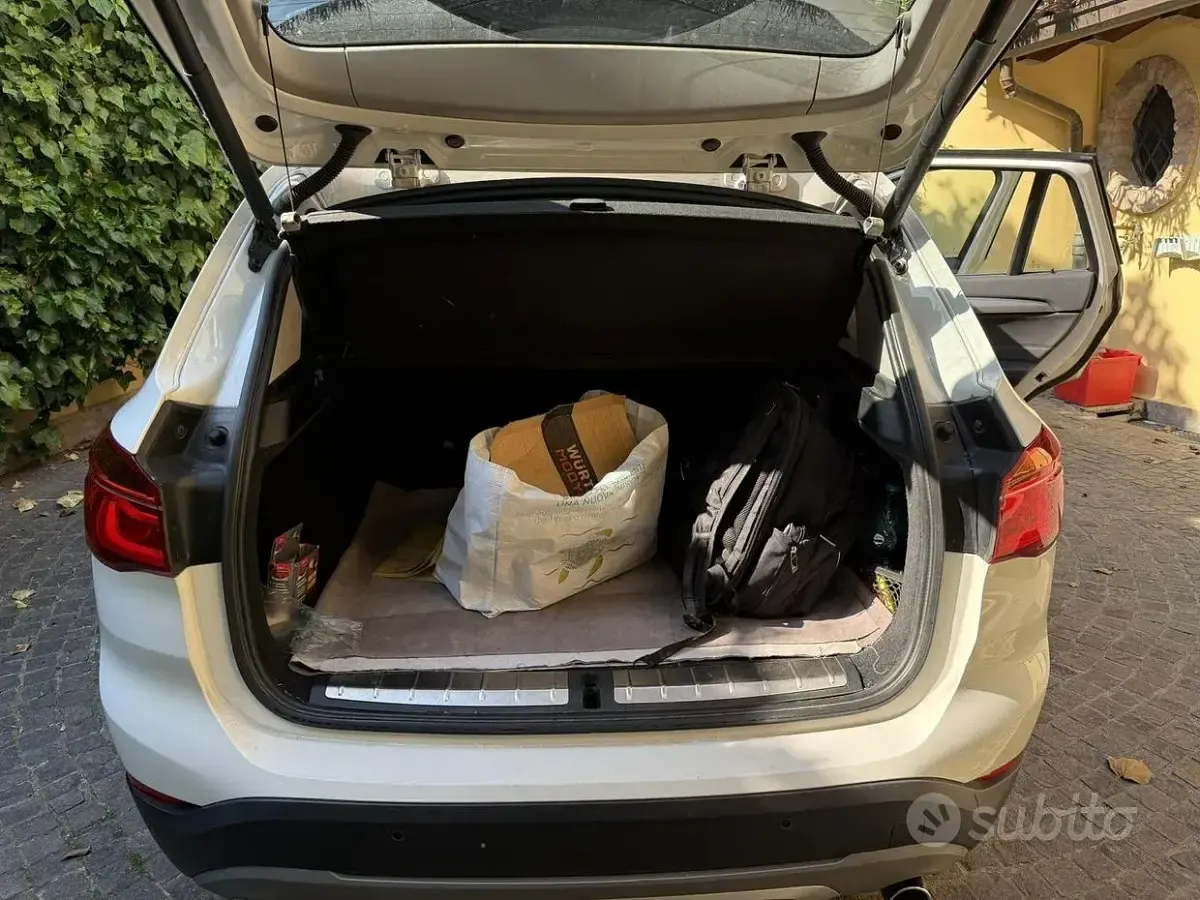 Usata BMW X1 150 CV (110 kW) 2019 Bianco SUV