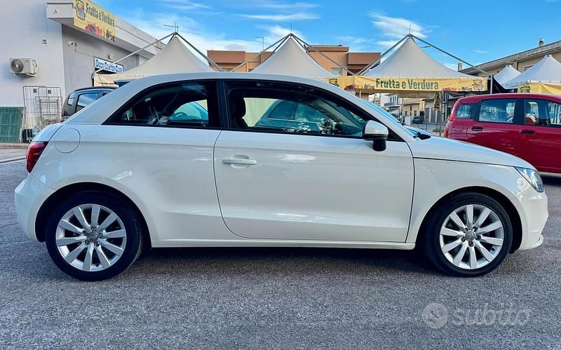 Usata Audi A1 Ambition 105 CV (77 kW) 2013 Bianco Utilitaria