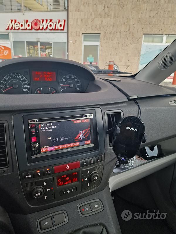 Blu Usata 2004 Fiat Idea Monovolume | 2300 € (Molto cara) - Immagine 1/4