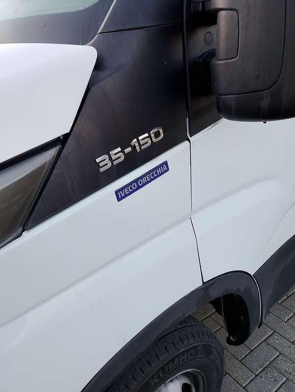 Usata Iveco Daily 150 CV (110 kW) 2018 Furgone