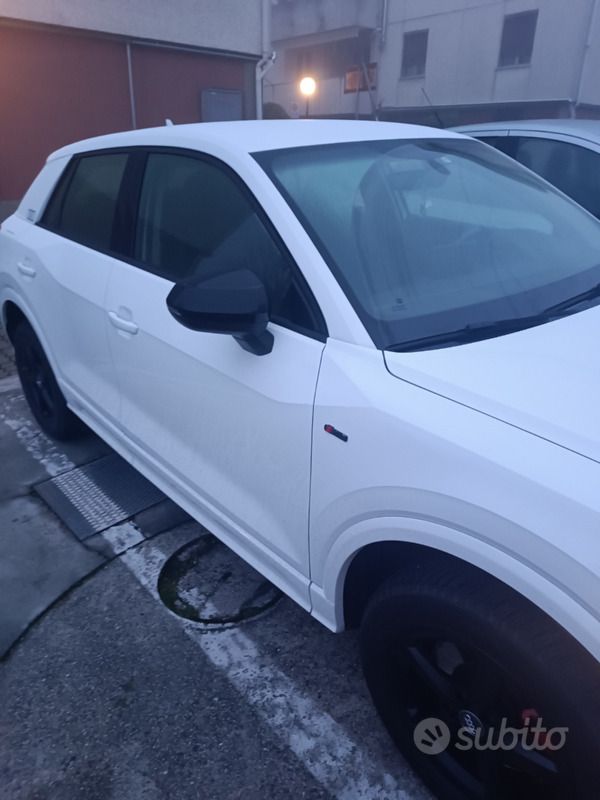 Bianco Usata 2018 Audi Q2 SUV | 20.000 € (Buon prezzo) - Immagine 1/4