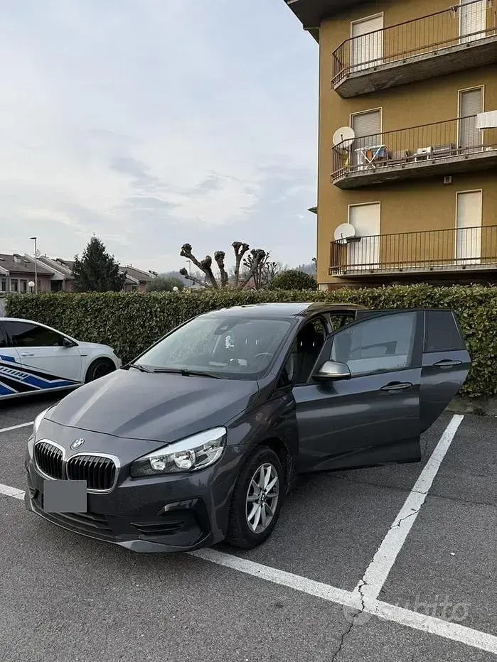 Usata BMW 216 Gran Tourer Efficient Dynamics 116 CV (85 kW) 2018 Grigio Monovolume