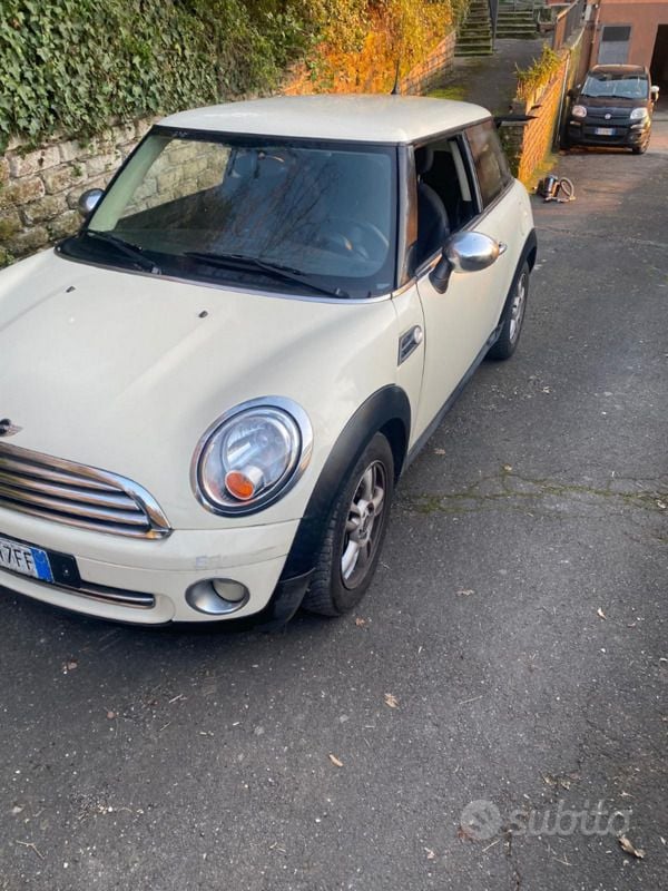 Usata Mini Cooper 122 CV (89 kW) 2012 Bianco Utilitaria