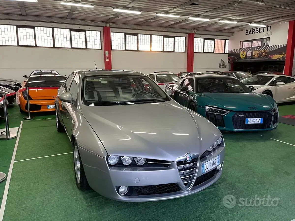 Usata Alfa Romeo 159 150 CV (110 kW) 2008 Marrone Berlina