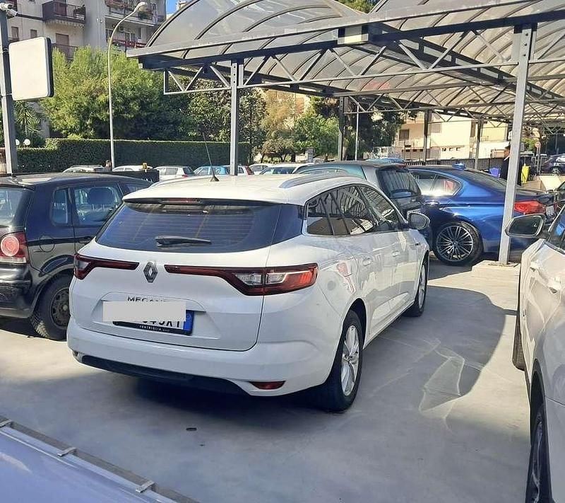 Usata Renault Mégane GrandTour Business 110 CV (80 kW) 2020 Station wagon