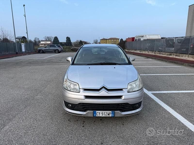 Usata Citroën C4 109 CV (80 kW) 2005 Grigio Berlina