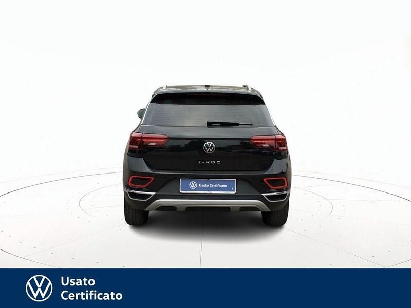 Usata VW T-Roc Style 150 CV (110 kW) 2022 Nero / pastello SUV