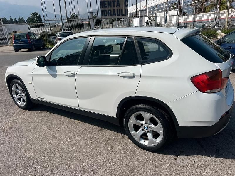 Usata BMW X1 Sport Line 177 CV (130 kW) 2011 Bianco SUV
