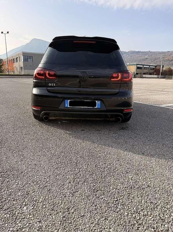 Usata VW Golf VI GTI 211 CV (155 kW) 2009 Utilitaria