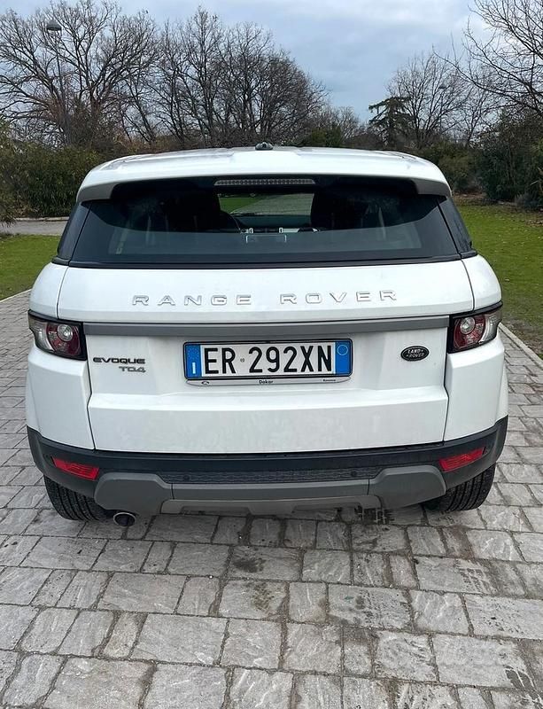 Usata Land Rover Range Rover evoque 150 CV (110 kW) 2013 Bianco SUV