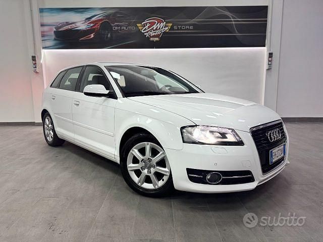 Usata Audi A3 Sportback Ambition 105 CV (77 kW) 2011 Bianco Utilitaria