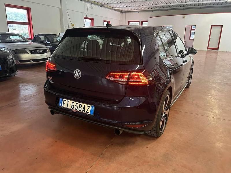 Usata VW Golf VII GTI 230 CV (169 kW) 2016 Berlina