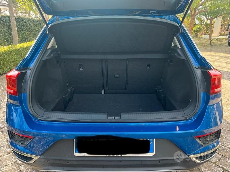 Usata VW T-Roc Advance 116 CV (85 kW) 2019 Blu SUV