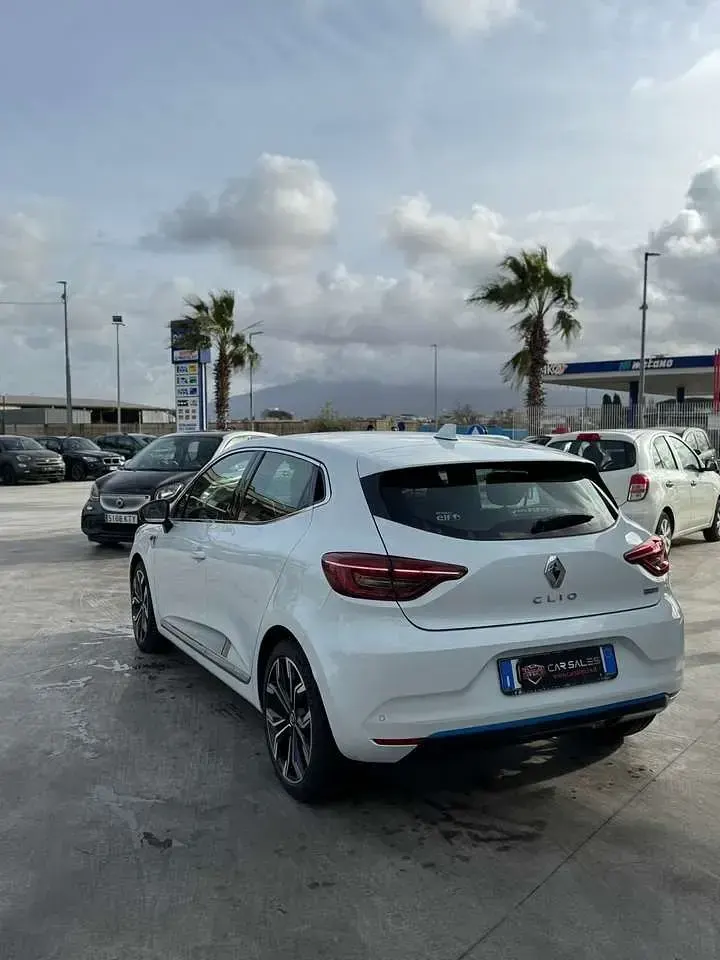 Usata Renault Clio V Intens 91 CV (66 kW) 2021 Other Berlina