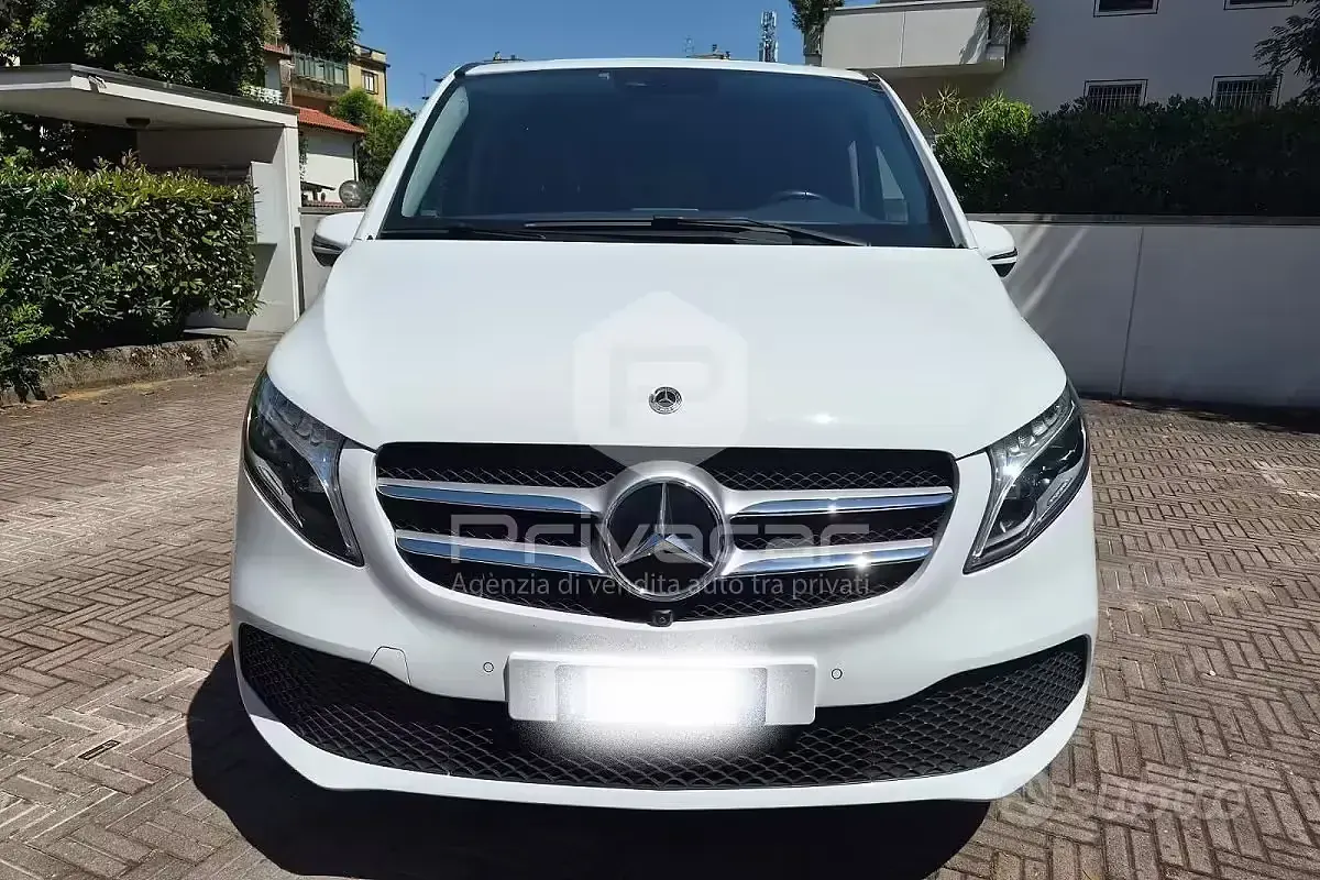 Usata Mercedes V220 Executive 163 CV (119 kW) 2021 Bianco Monovolume