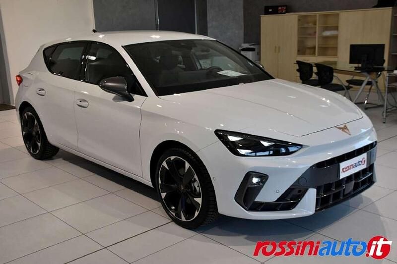 Usata Cupra Leon 150 CV (110 kW) 2024 Bianco nevada Berlina