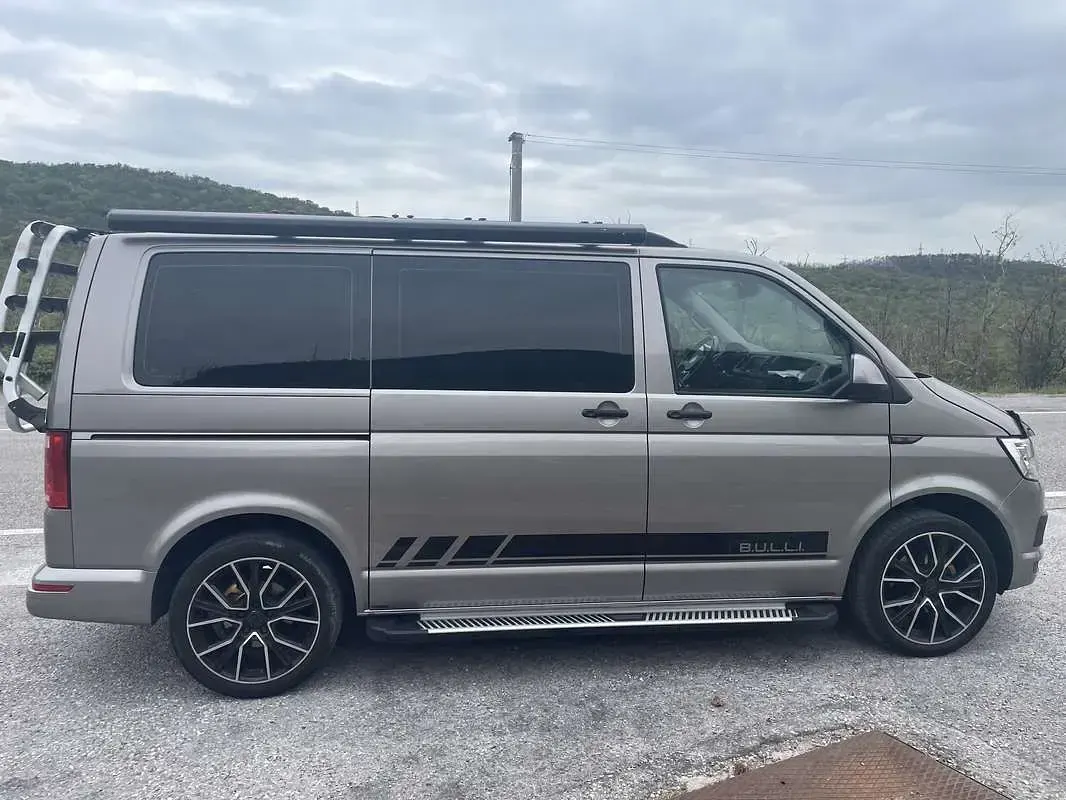 Usata VW Multivan Highline 150 CV (110 kW) 2019 Grigio Monovolume