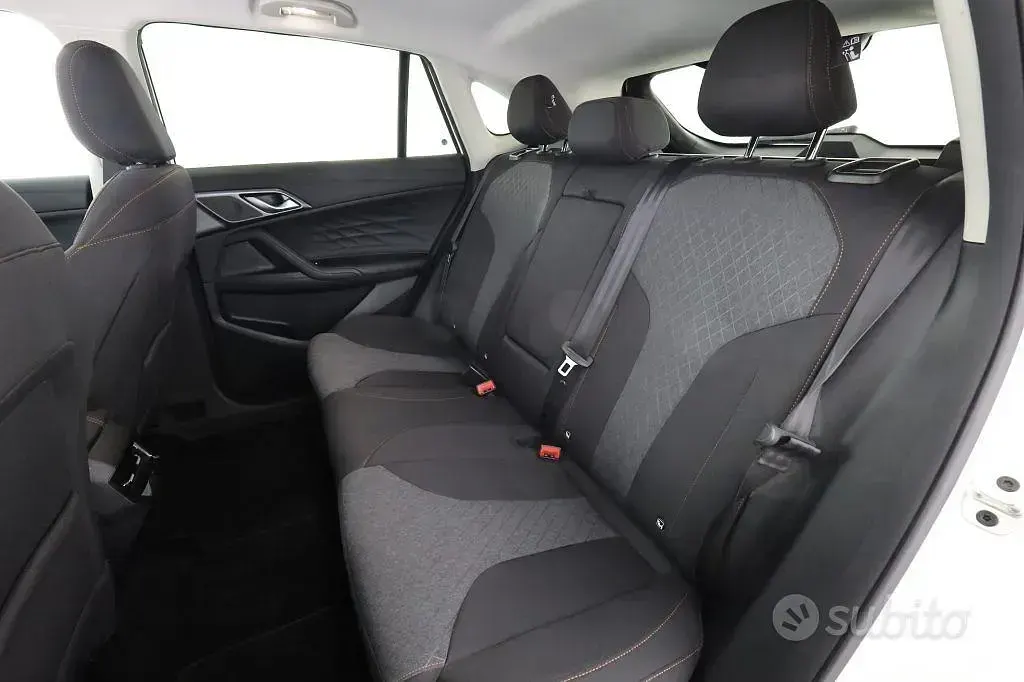 Usata MG HS Comfort 170 CV (125 kW) 2025 Pearl white SUV