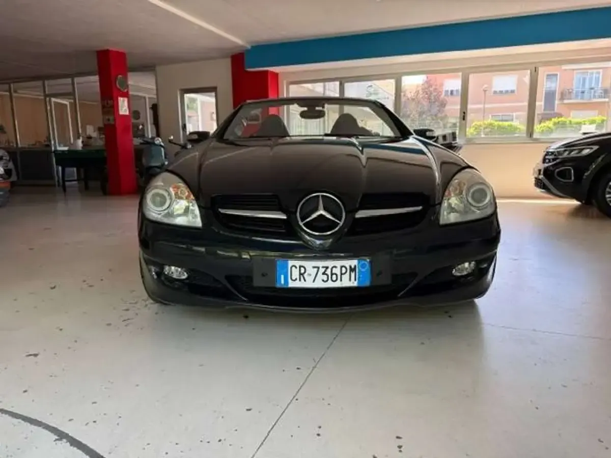 Usata Mercedes SLK200 163 CV (119 kW) 2005 Nero Cabrio