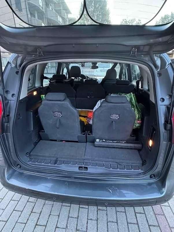 Usata Peugeot 5008 109 CV (80 kW) 2010 Monovolume