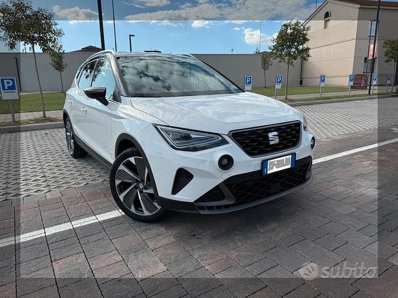 Usata 2023 Seat Arona FR SUV | 17.500 € (Cara) - Immagine 1/4