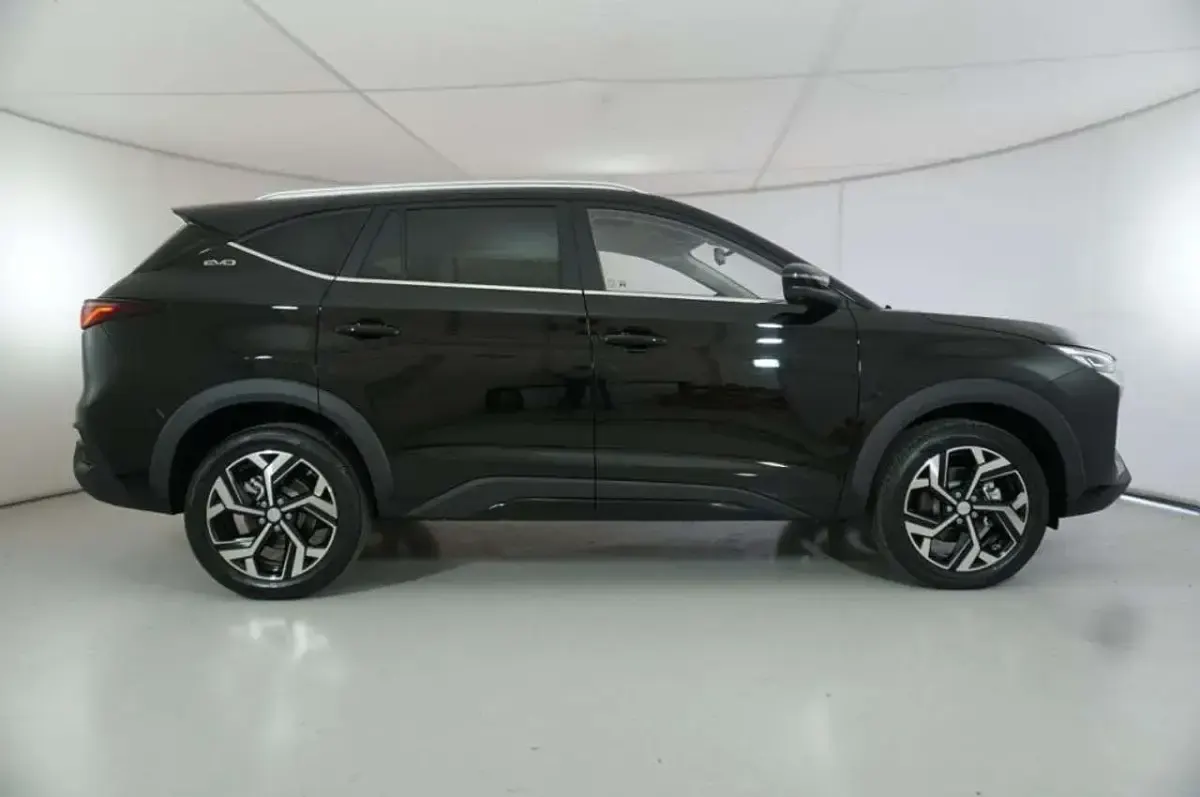 Nuova EVO Evo 7 174 CV (127 kW) 2025 Nero SUV