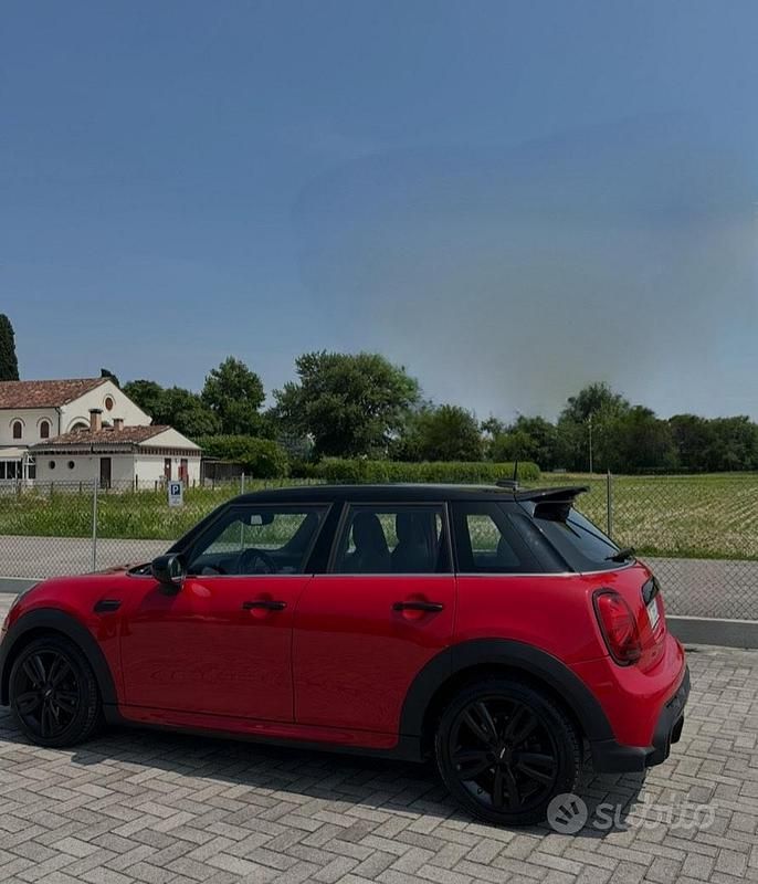 Usata Mini John Cooper Works 136 CV (100 kW) 2021 Rosso Utilitaria