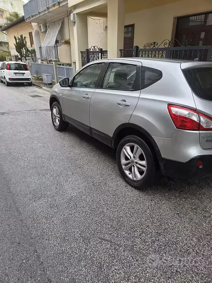 Brugt Nissan Qashqai 110 HK (80 kW) 2010 Grå SUV