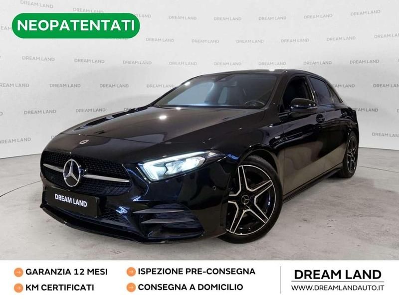 Nero Usata 2021 Mercedes A180 Premium Tre volumi | 21.800 € (Super prezzo) - Immagine 1/3
