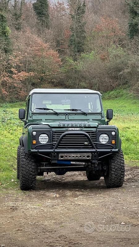 Usata Land Rover Defender 113 CV (83 kW) 2001 Station wagon
