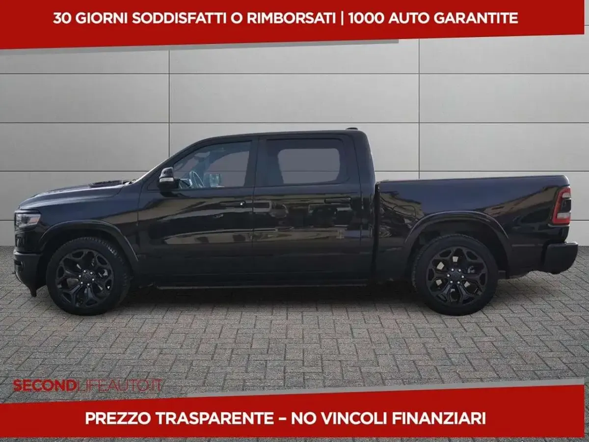 Usata RAM 1500 401 CV (294 kW) 2023 Nero Pick-up